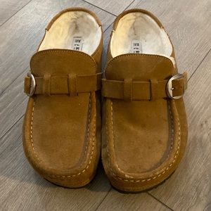 Birkenstock Buckley Shearling Clog - Tea color - Size 39 GUC